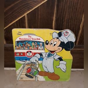Walt Disney's The mouseketeers train ride Mickey Mouse club 1977 Second Printing